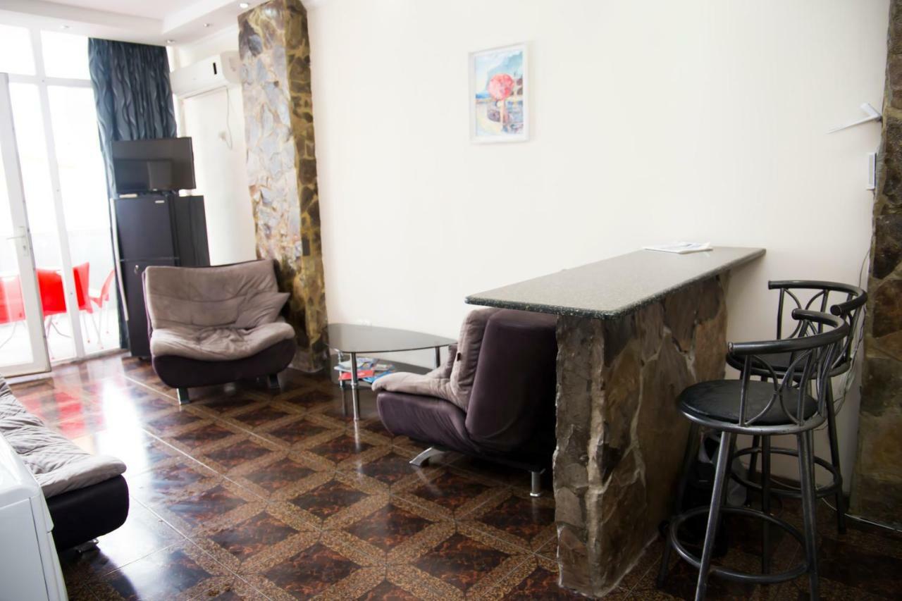 Apartment Miracle Batumi Exterior foto