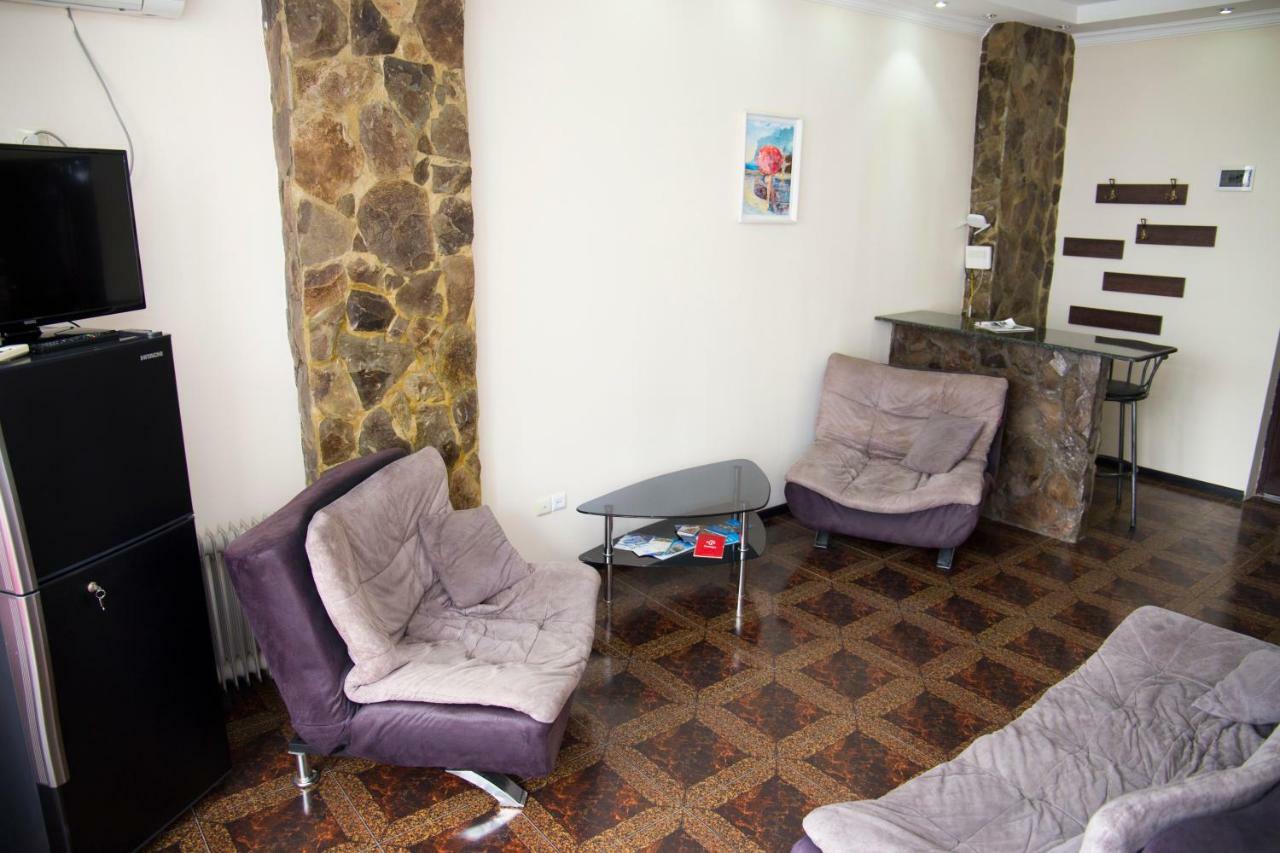 Apartment Miracle Batumi Exterior foto